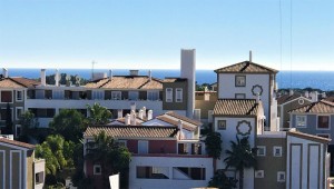 Dachgeschosswohnung zu verkaufen auf Atalaya Golf, Estepona, Málaga, Spanien