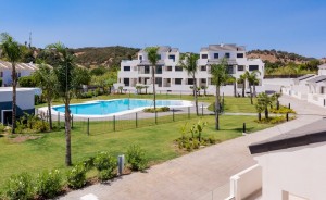 Nowe Apartamenty na sprzedaż przy plaży w Esteponie Andaluzja Costa Del Sol możliwość finansowaniado 80% 