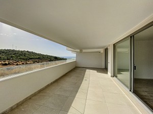 Nowe Apartamenty przy plaży w Esteponie 