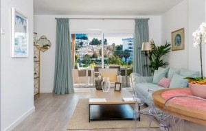 Apartamento en venta en Central Nueva Andalucía, Marbella, Málaga, España
