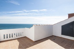 NEWLY CONSTRUCTED PENTHOUSE APARTMENTS 150M FROM THE BEACH