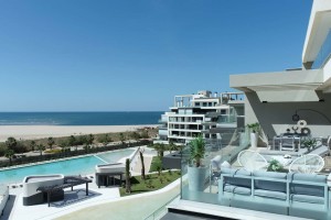 Apartament z widokiem na ocean  3 bedrooms Penthouse. 810.000 €151,12mÛ (142,55mÛ terrace)