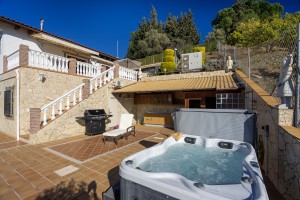 Villa In vendita in Frigiliana, Málaga, Spagna