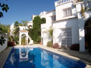 832868 - Villa for sale in Nerja, Málaga, Spain