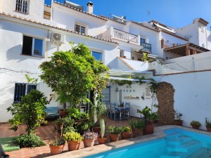 903722 - Village/town house for sale in Nerja, Málaga, Spain