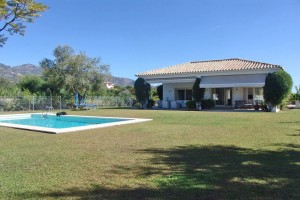 Villa for sale in Nagüeles, Marbella, Málaga, Spain