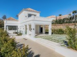 New Elegant Villa Nueva Andalucia Marbella (32)