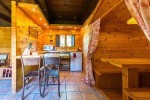 Casa de madera. Kitchen-2