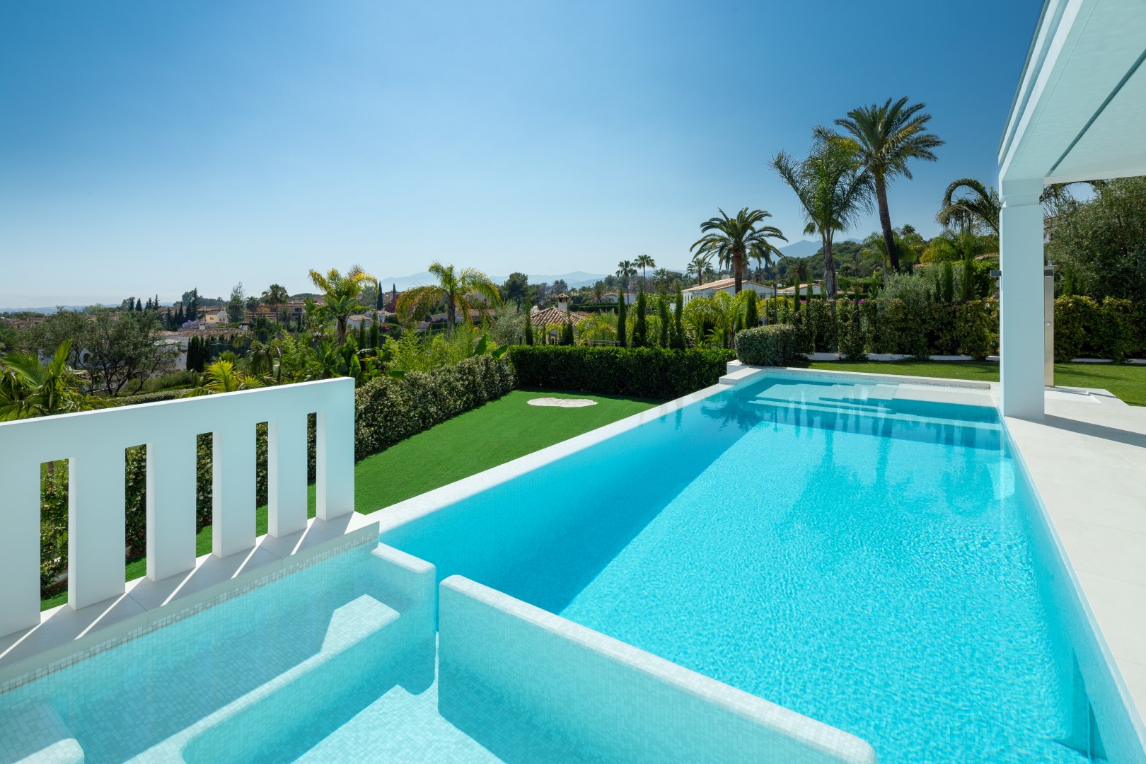 Luxury Modern Villa Marbella GOlden Mile (13)