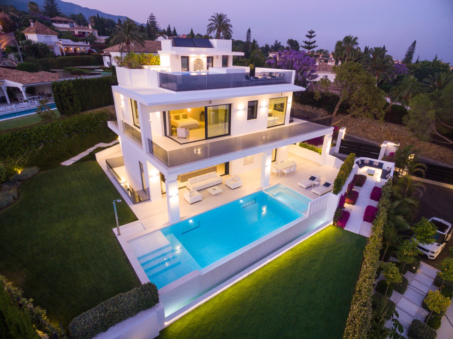 Luxury Modern Villa Marbella GOlden Mile (16)