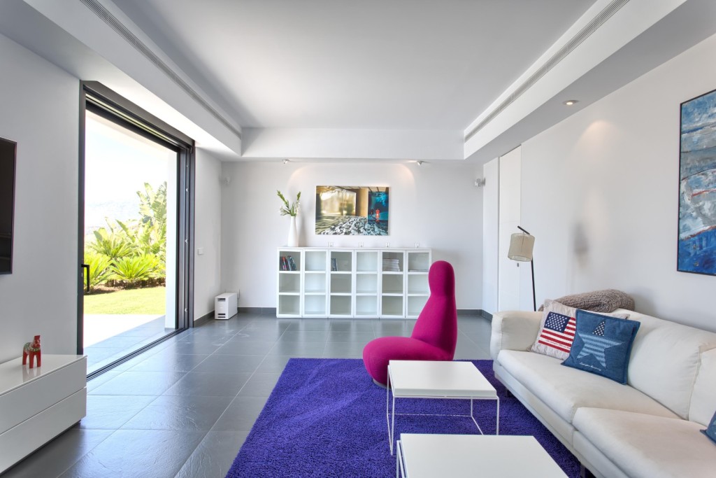 Contemporary Villa with Stunning Views Benahavis (16)