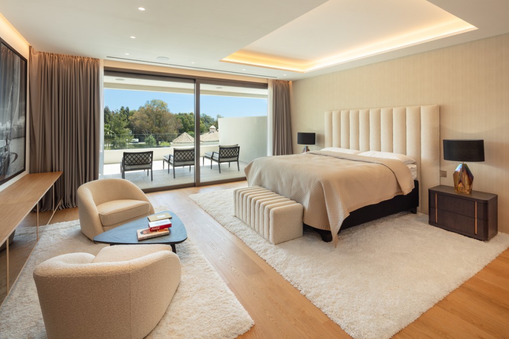 Exclusive Fendi Penthouse Duplex Marbella Golden Mile (16)