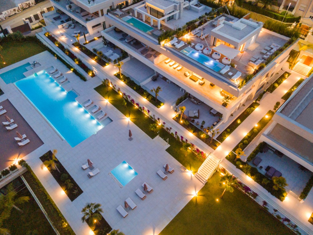 Exclusive Fendi Penthouse Duplex Marbella Golden Mile (29)