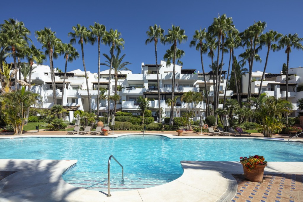 Luxury Groundfloor Apartment Marbella Golden Mile (7)