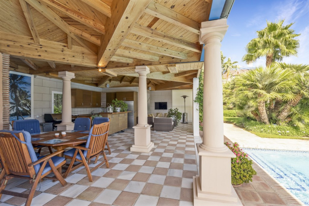 Luxury Villa for sale Nueva Andalucia (66)