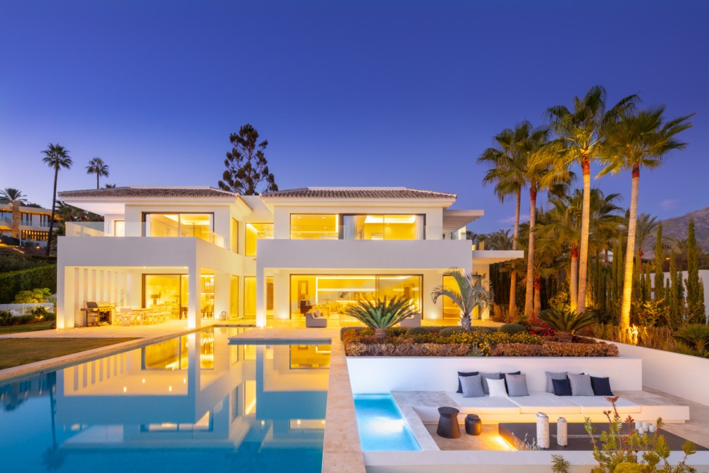 Exclusive Villa for sale Nueva Andalucia (1)