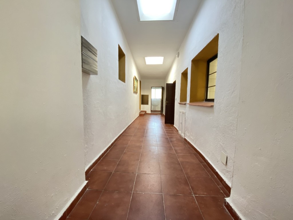 rooms corridor