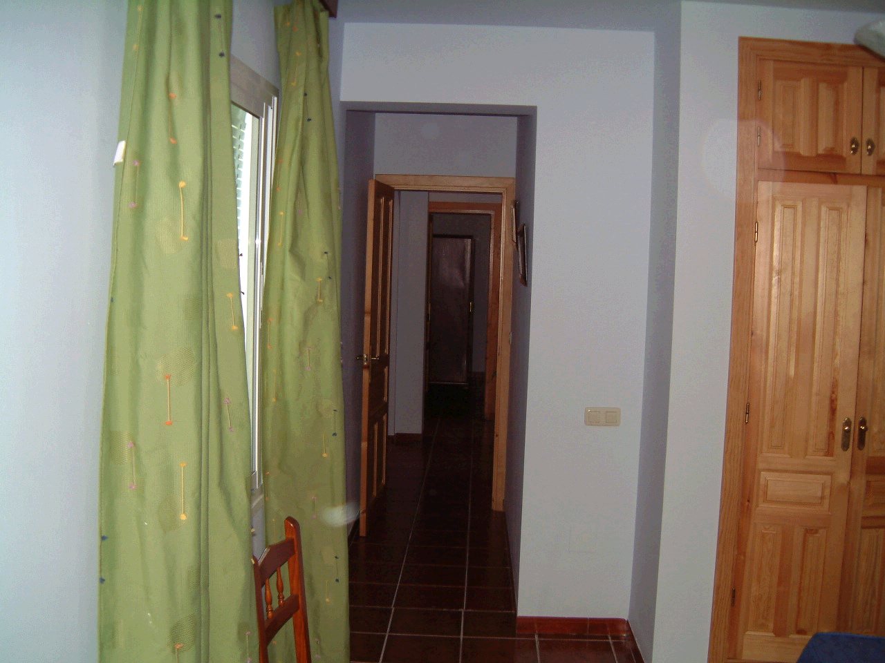 Hallway to bedroom 3