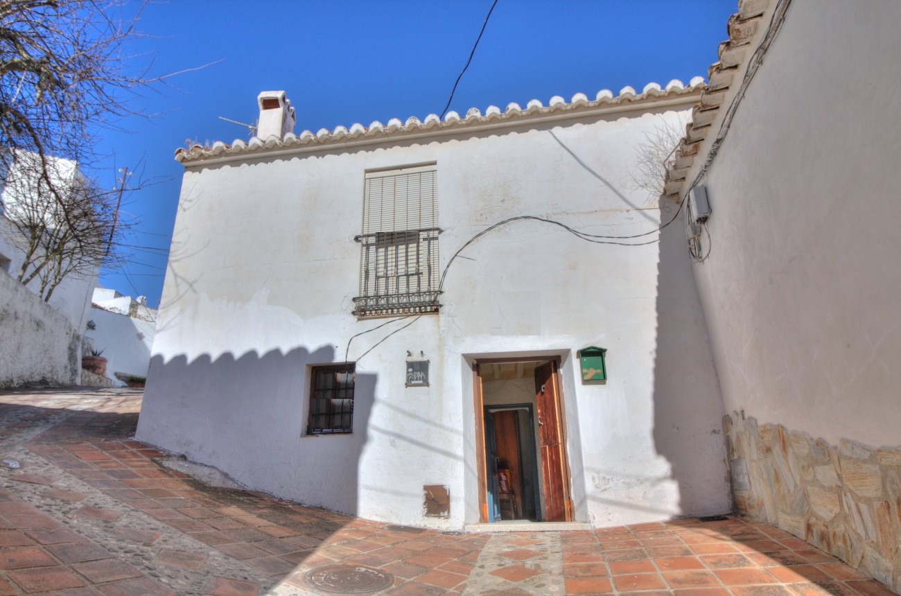 Townhouse - Comares